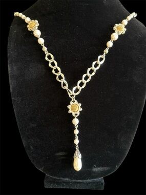 Park Lane Gold Sunflower Pearl Y-Drop Necklace and Pierced Earring Set